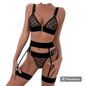 3 Piece Set Bra Thong Garter Size Small Black